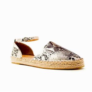 Stone Black Snake Scalloped  Open Shank Ballerinas